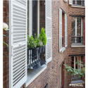 Balcony reflector