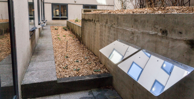 Découvrez le remède aux bureaux sombres avec cette réalisation de la Mairie de Suresnes.