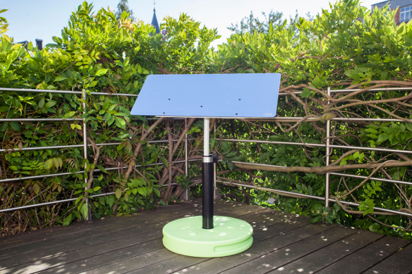 reflecteur-jardin-pour-une-luminosite-naturelle-rediriger-dans-la-piece-interieur