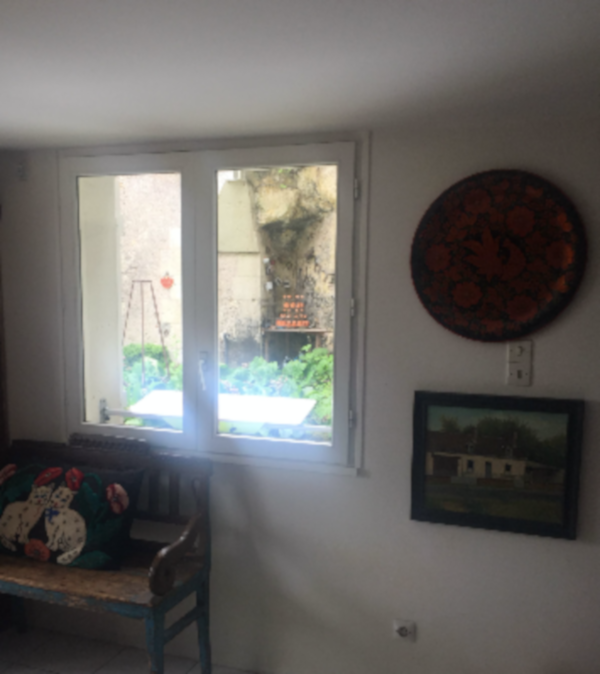 effet du réflecteur de lumière dans la maison troglodyte apport en lumière naturelle avec une pièce plus lumineuse