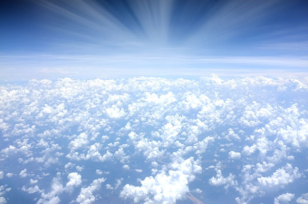 Le ciel, cette source inconnue de la lumière naturelle